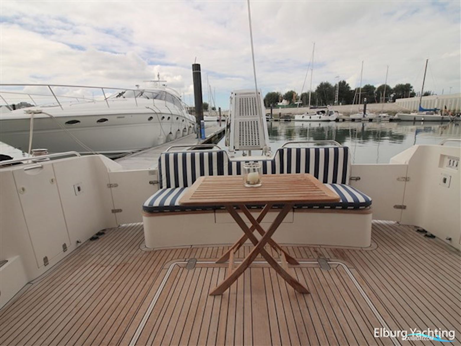 Fairline Squadron 59