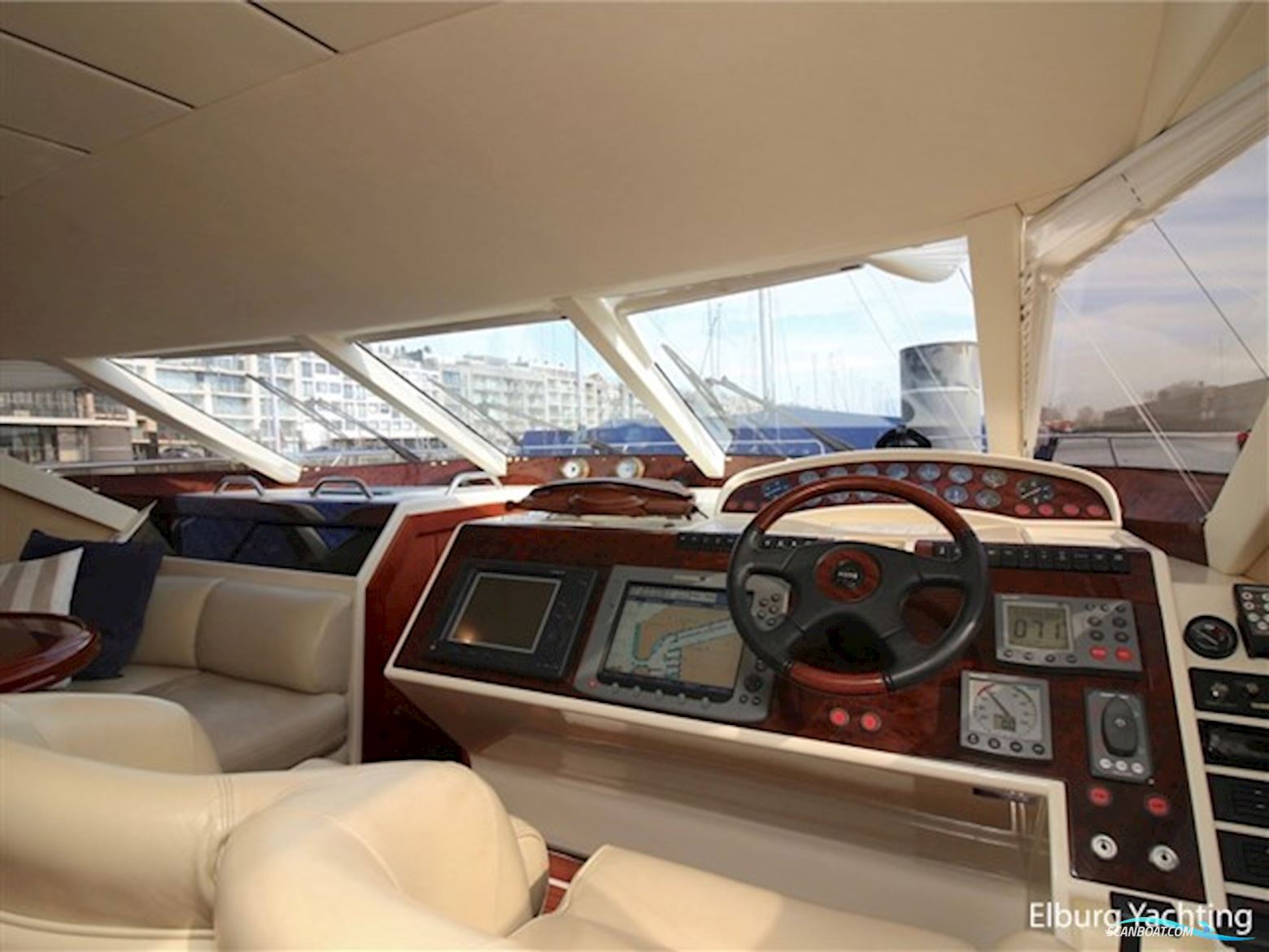 Fairline Squadron 59