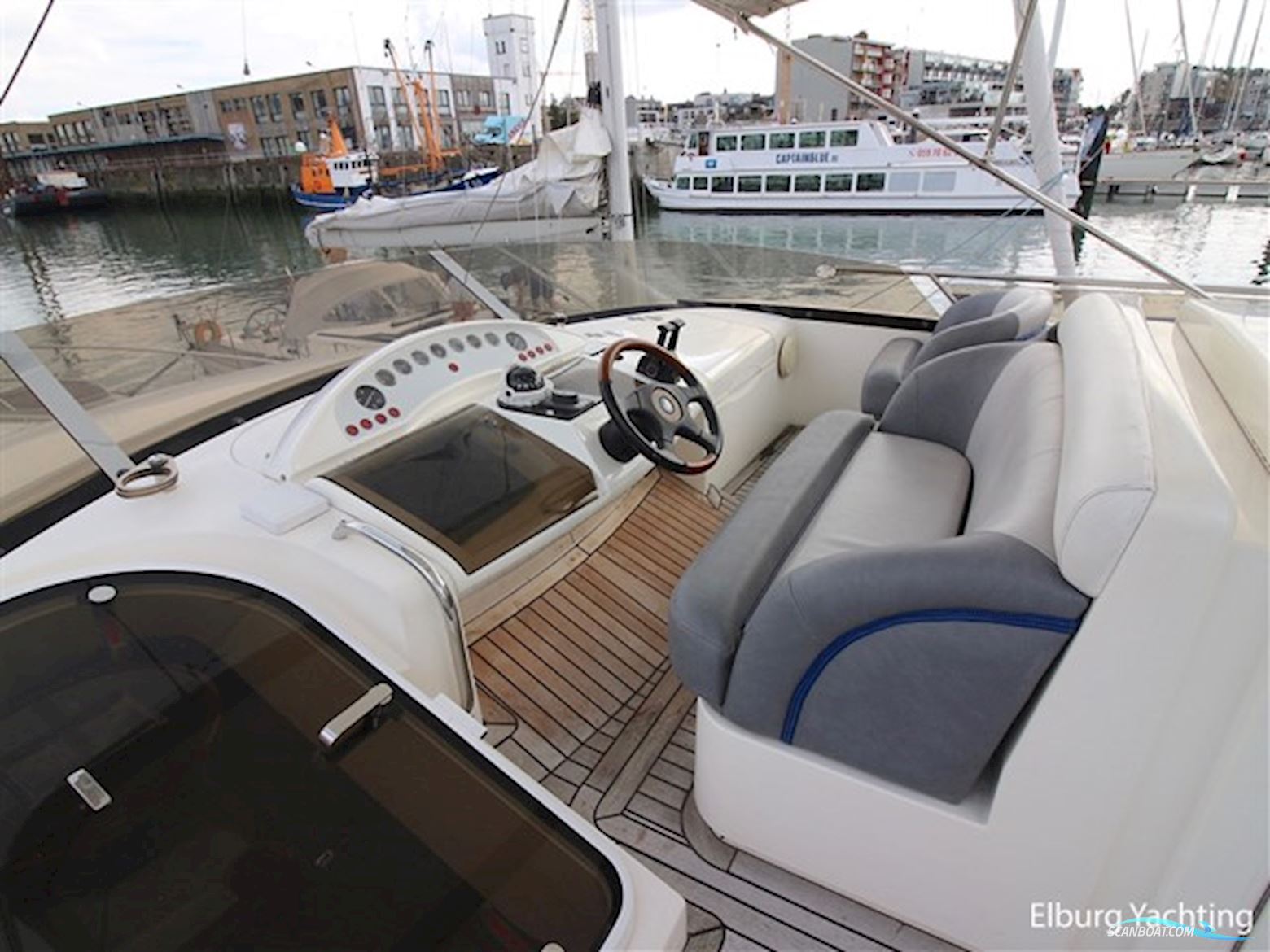 Fairline Squadron 59