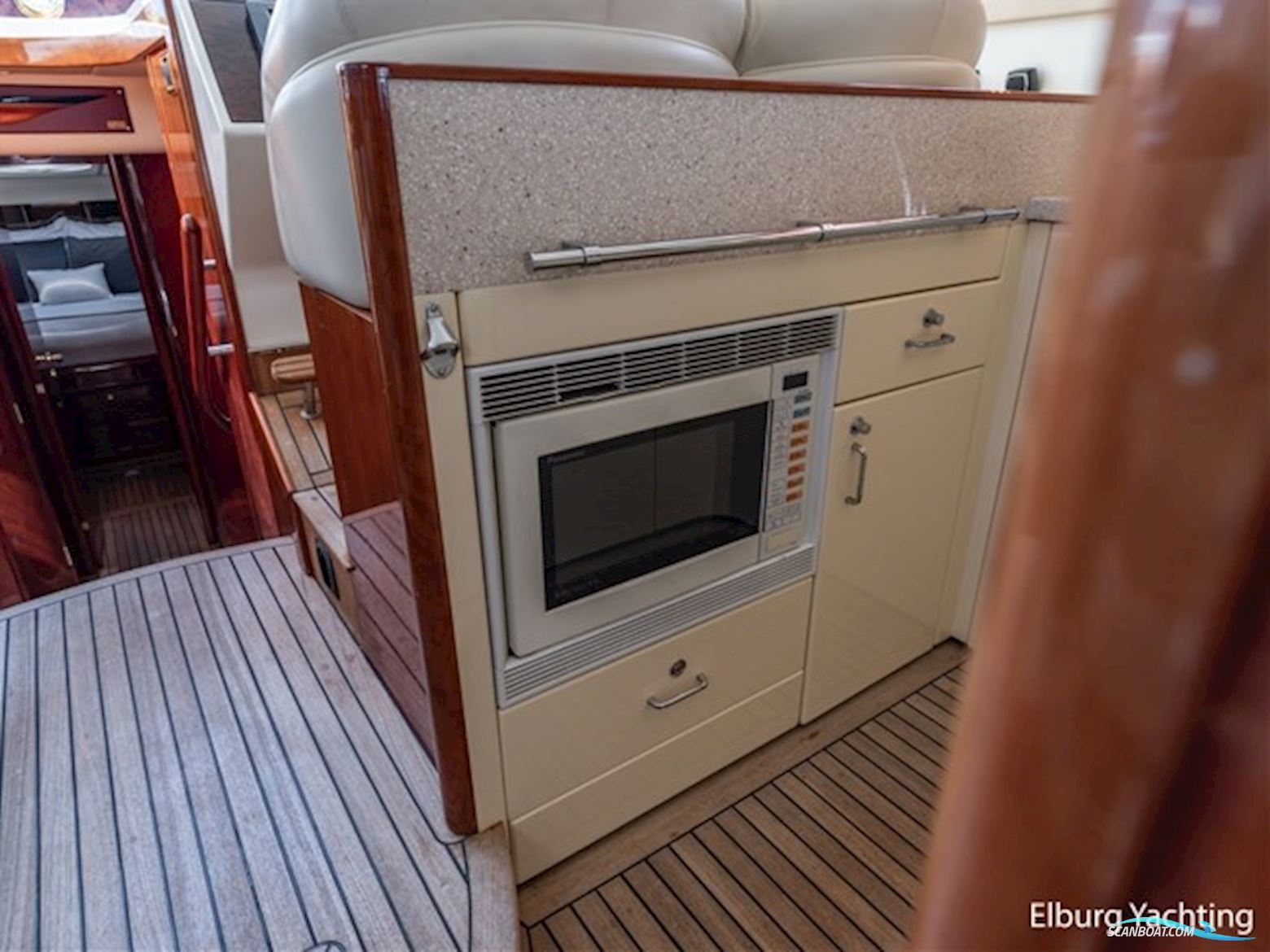 Fairline Squadron 59