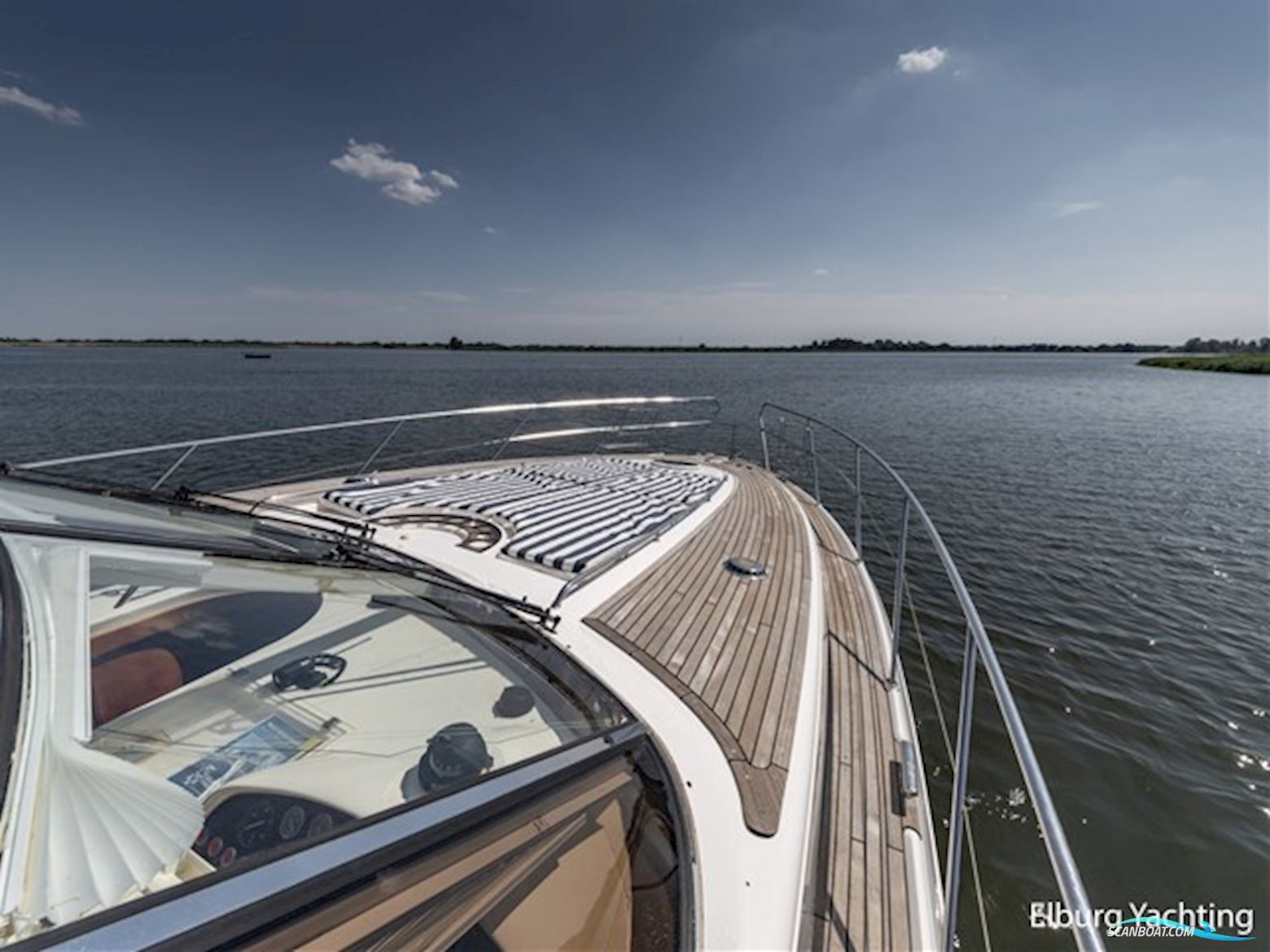 Fairline Squadron 59