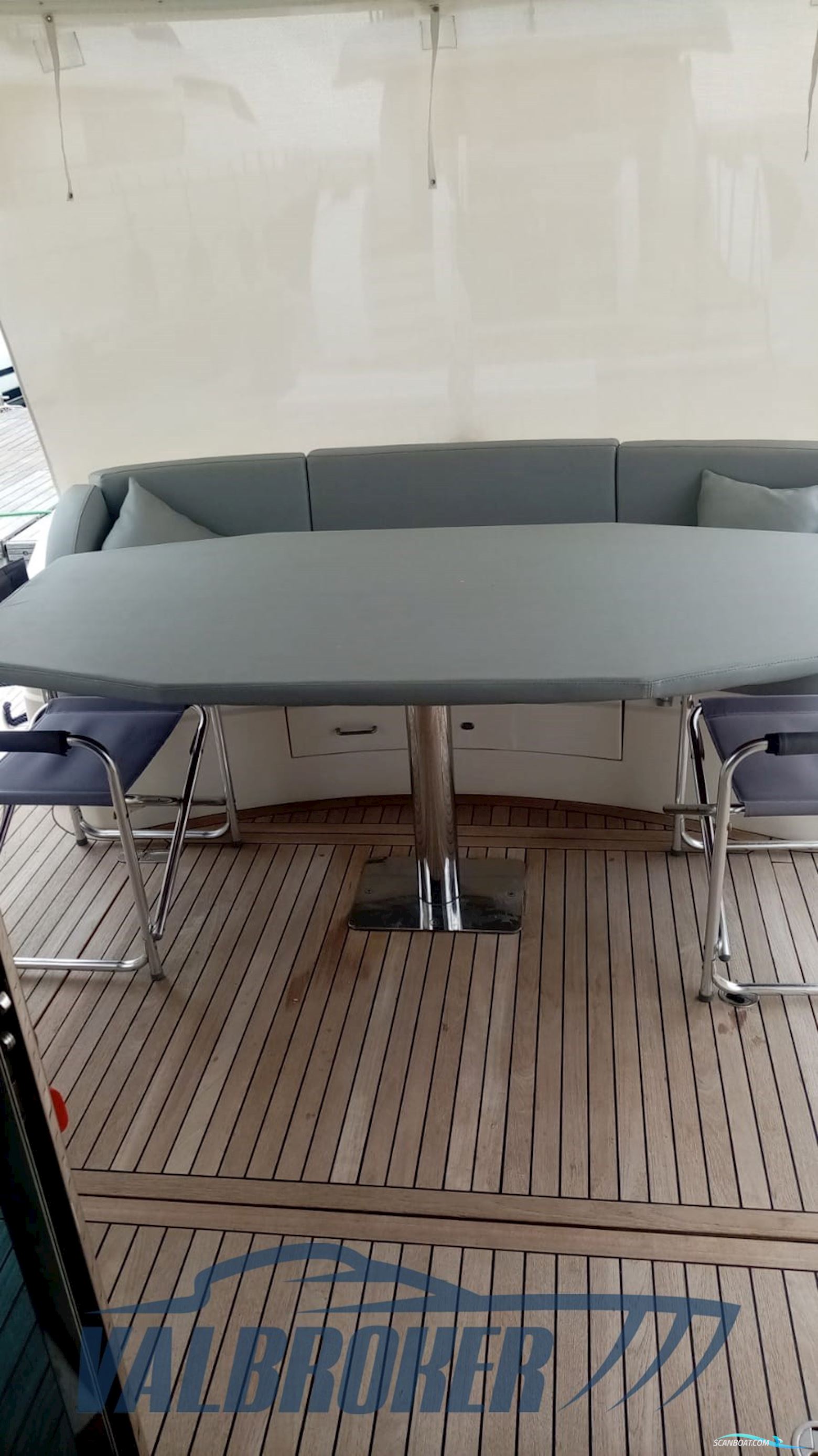 Fairline Squadron 62