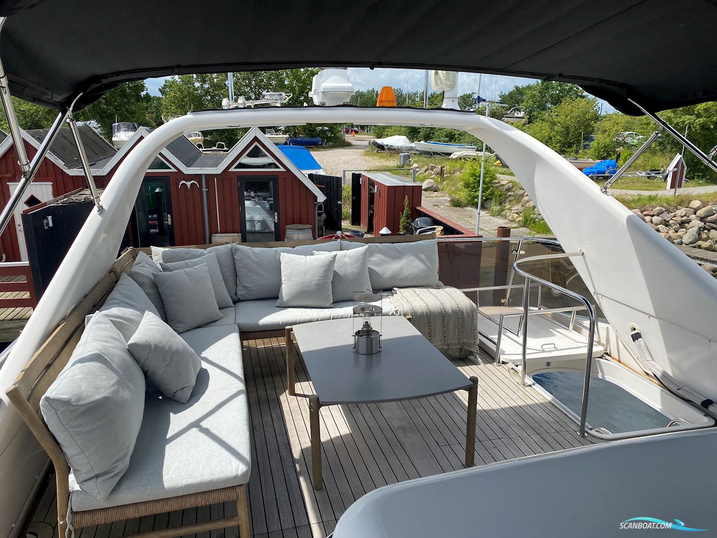 Fairline Squadron 65