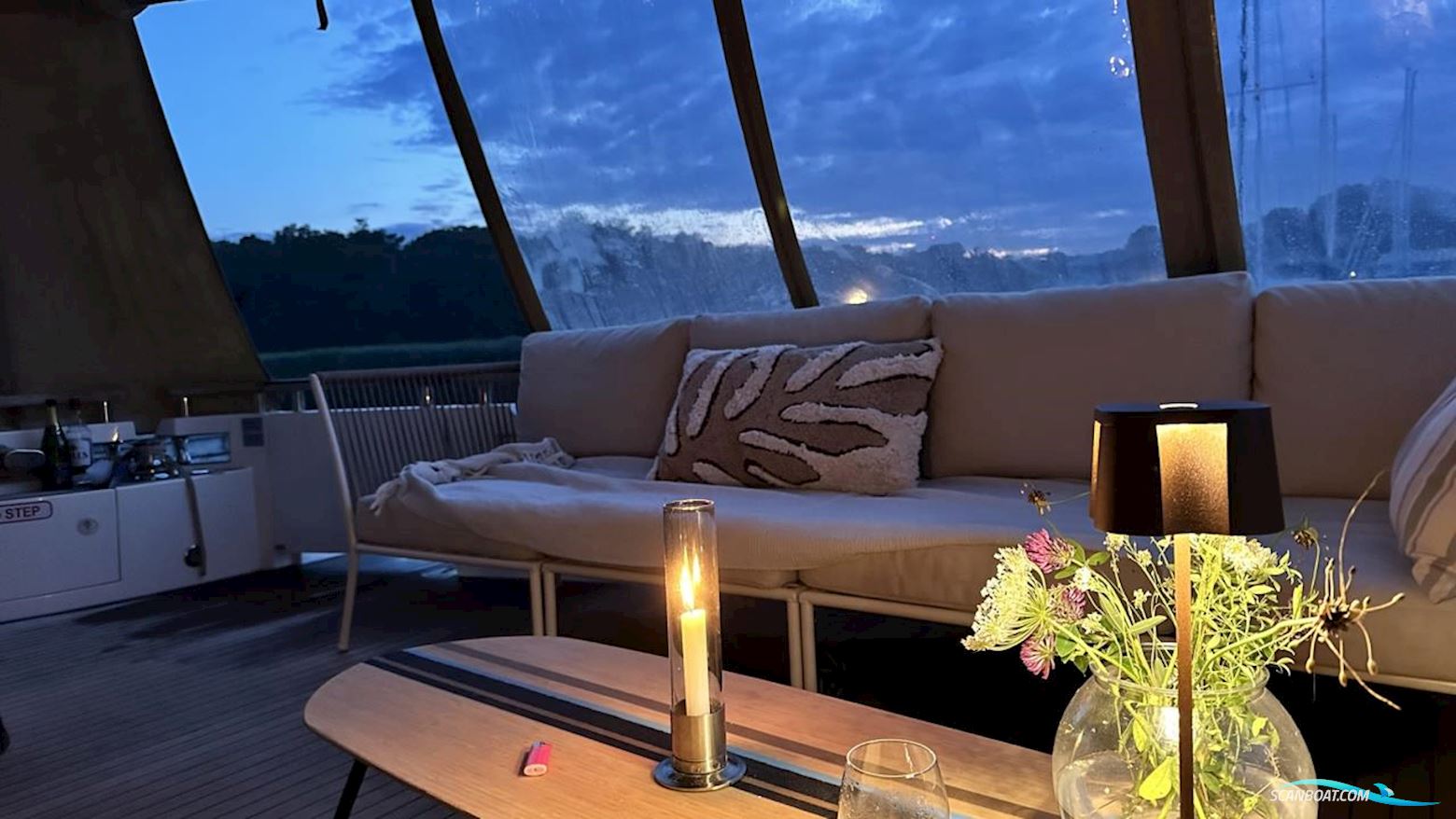 Fairline SQUADRON 68