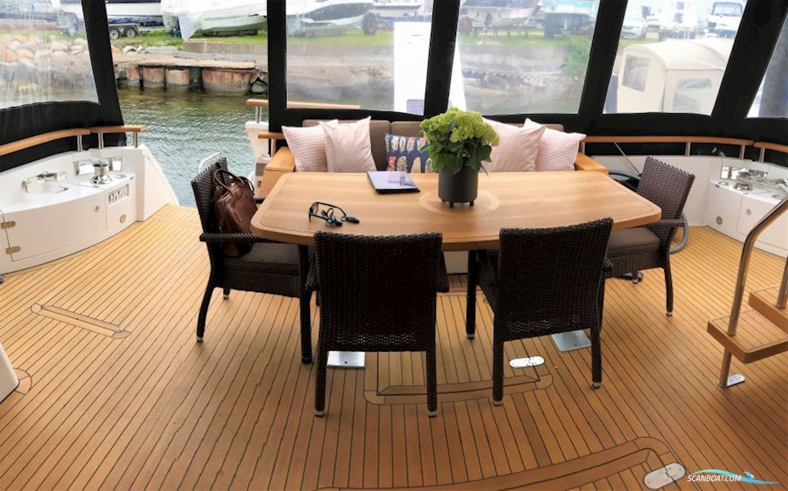 Fairline Squadron 78