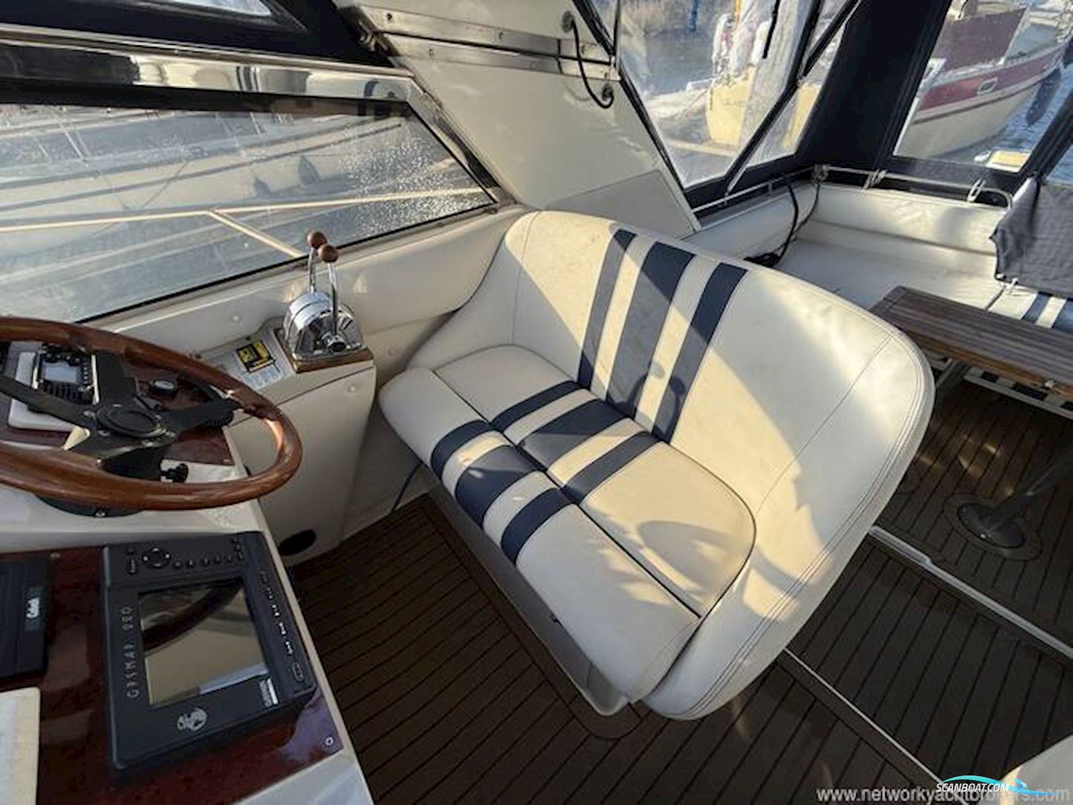 Fairline Targa 33