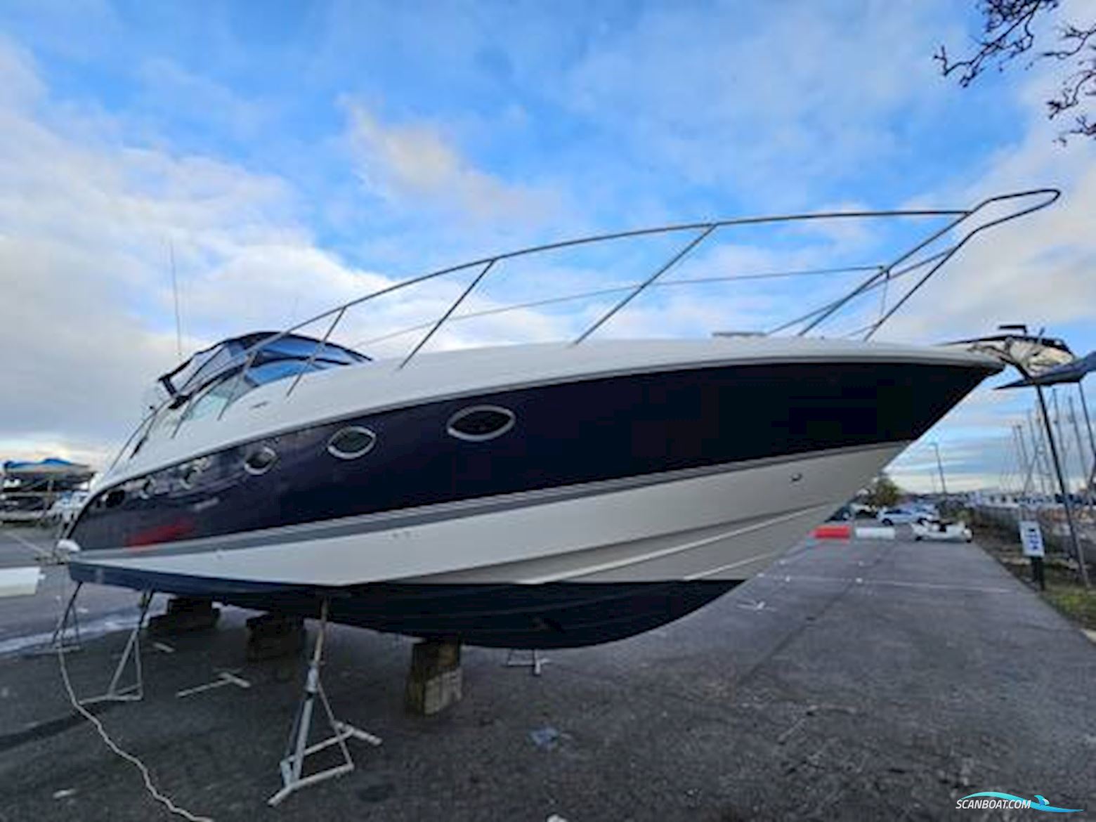 Fairline Targa 40 Motorbåt 2003, med Volvo Penta Kad 300/DP motor, England