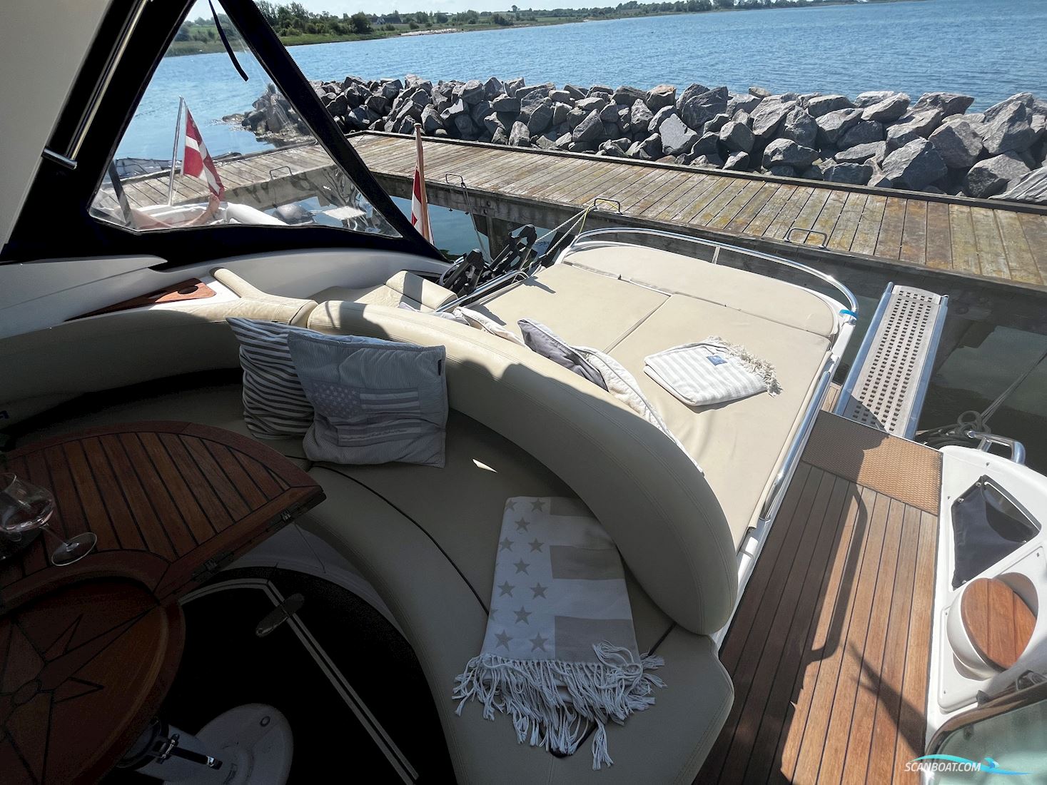 Fairline Targa 43