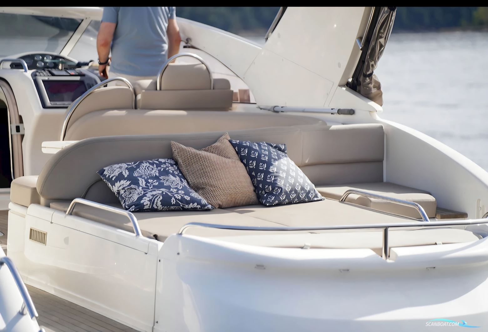 Fairline Targa 43