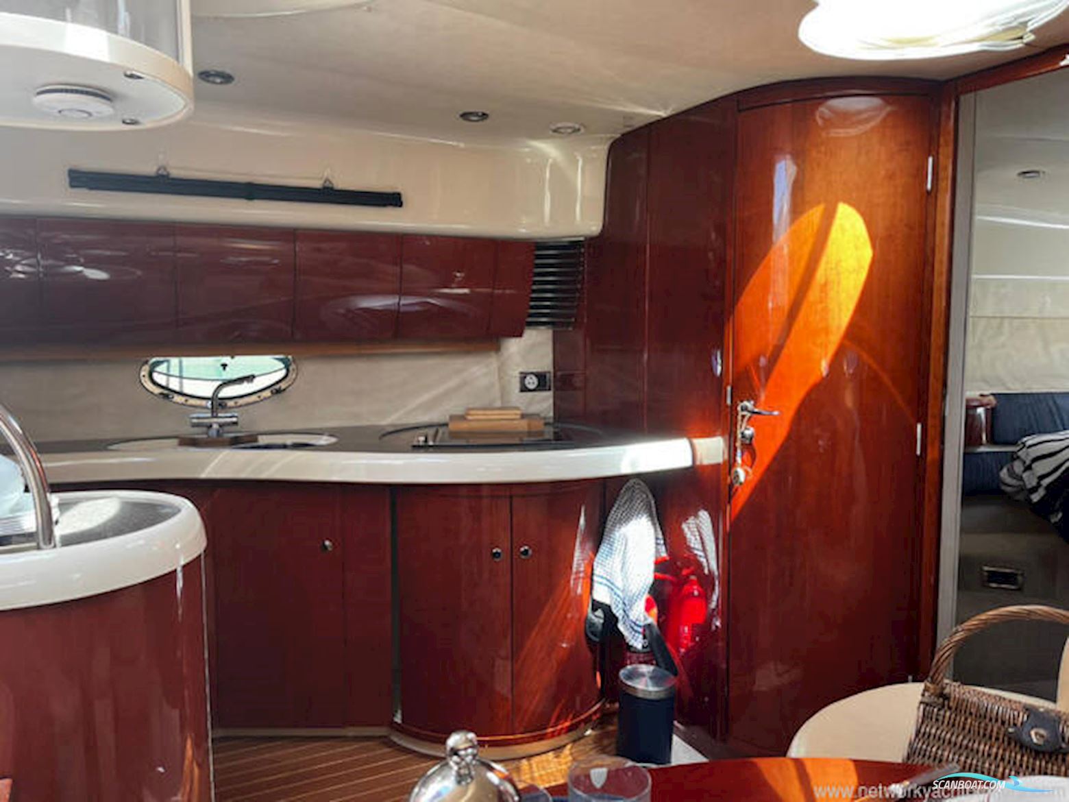 Fairline Targa 43