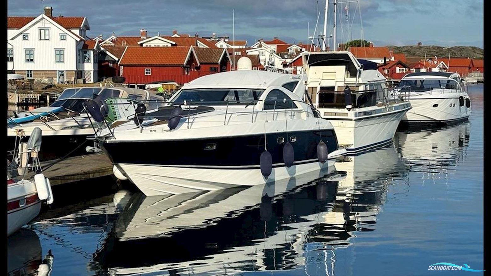 Fairline Targa 44 Motorbåt 2008, med 2x Volvo Penta Ips 500 Ca, 1005h motor, Sverige
