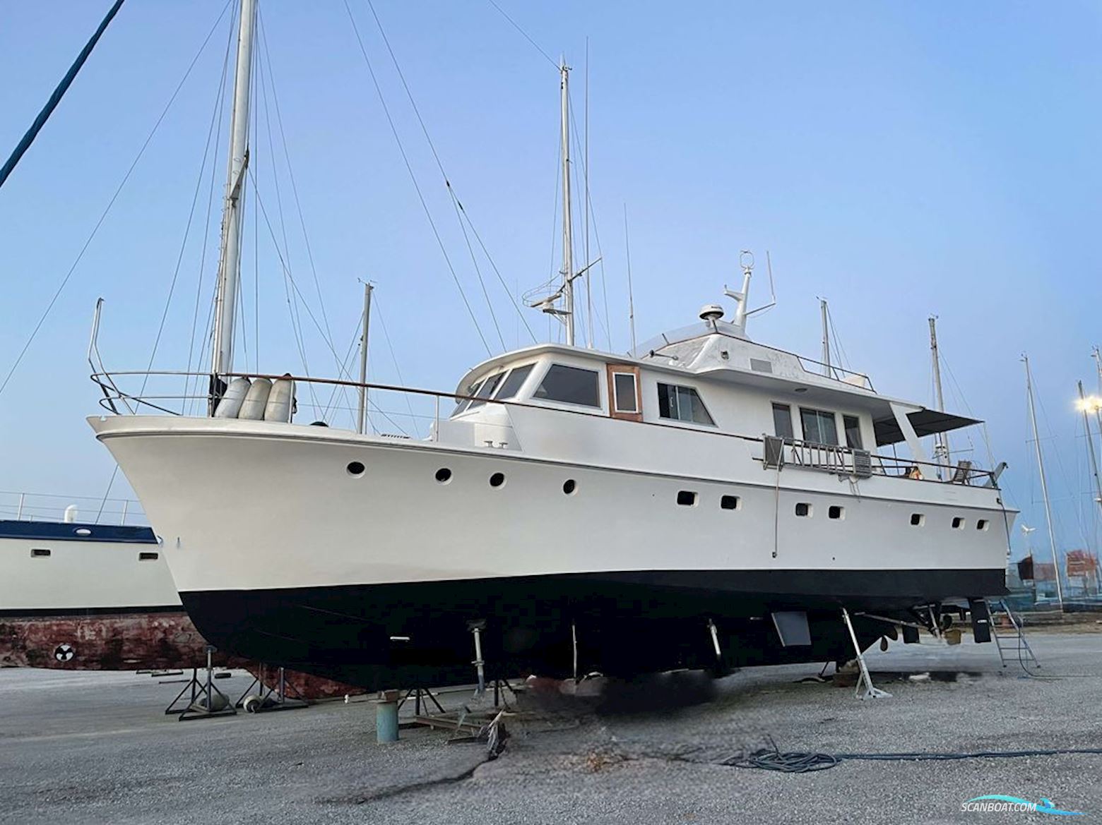 Feadship 18.50