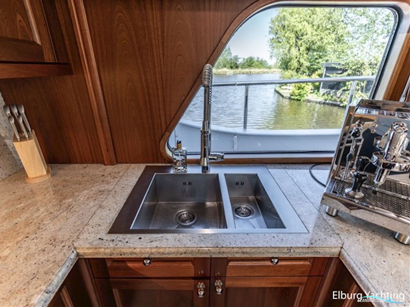 Feadship Classic 80ft - MY Spirit of Freedom