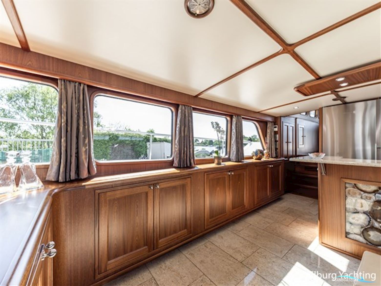 Feadship Classic 80ft - MY Spirit of Freedom