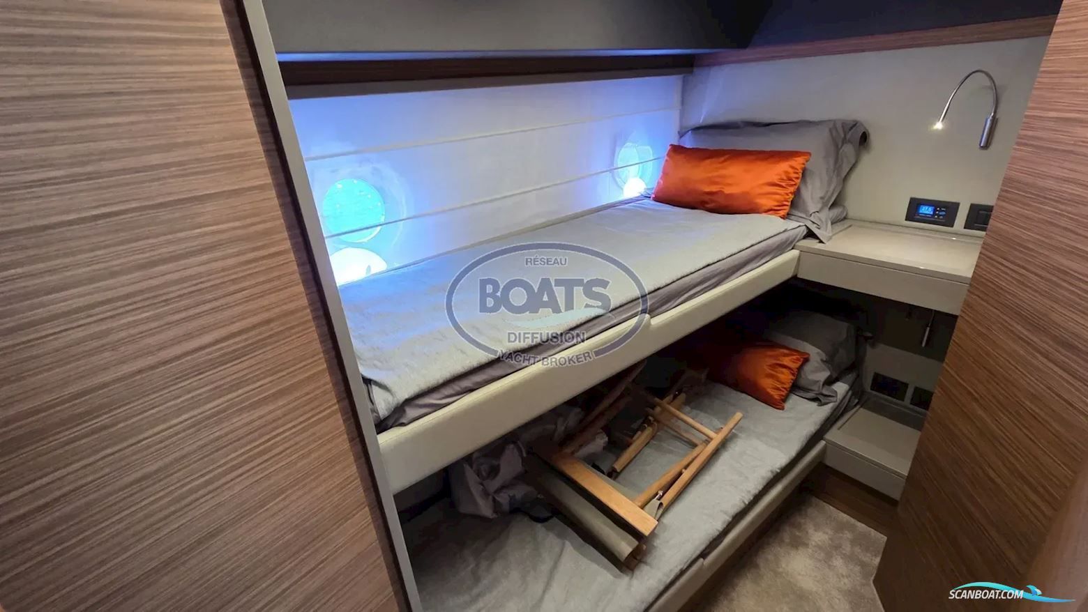 Ferretti 450 Fly