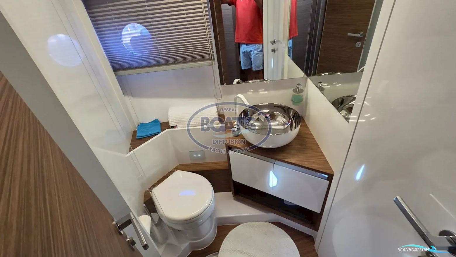 Ferretti 450 Fly