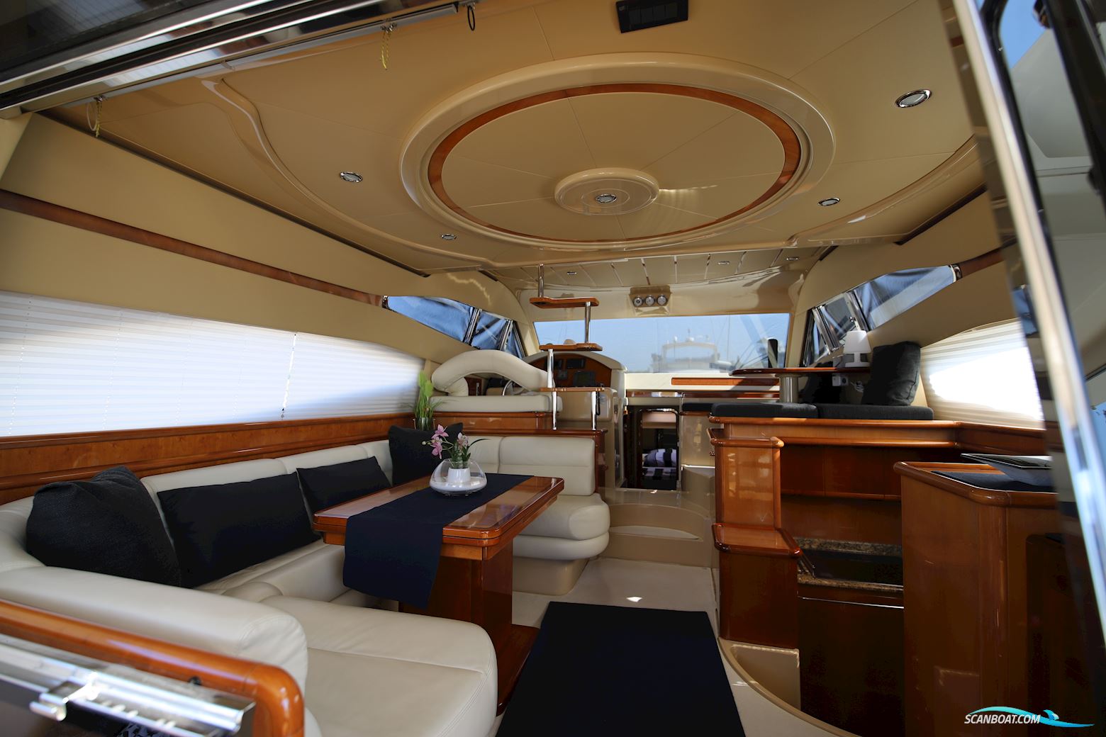 Ferretti 480