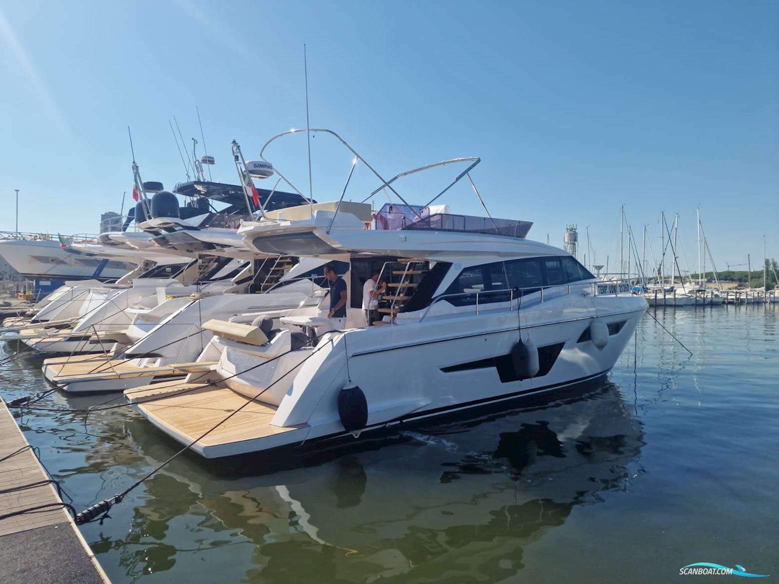 Ferretti 500 Motorbåt 2024, med Cummins motor, Kroatien