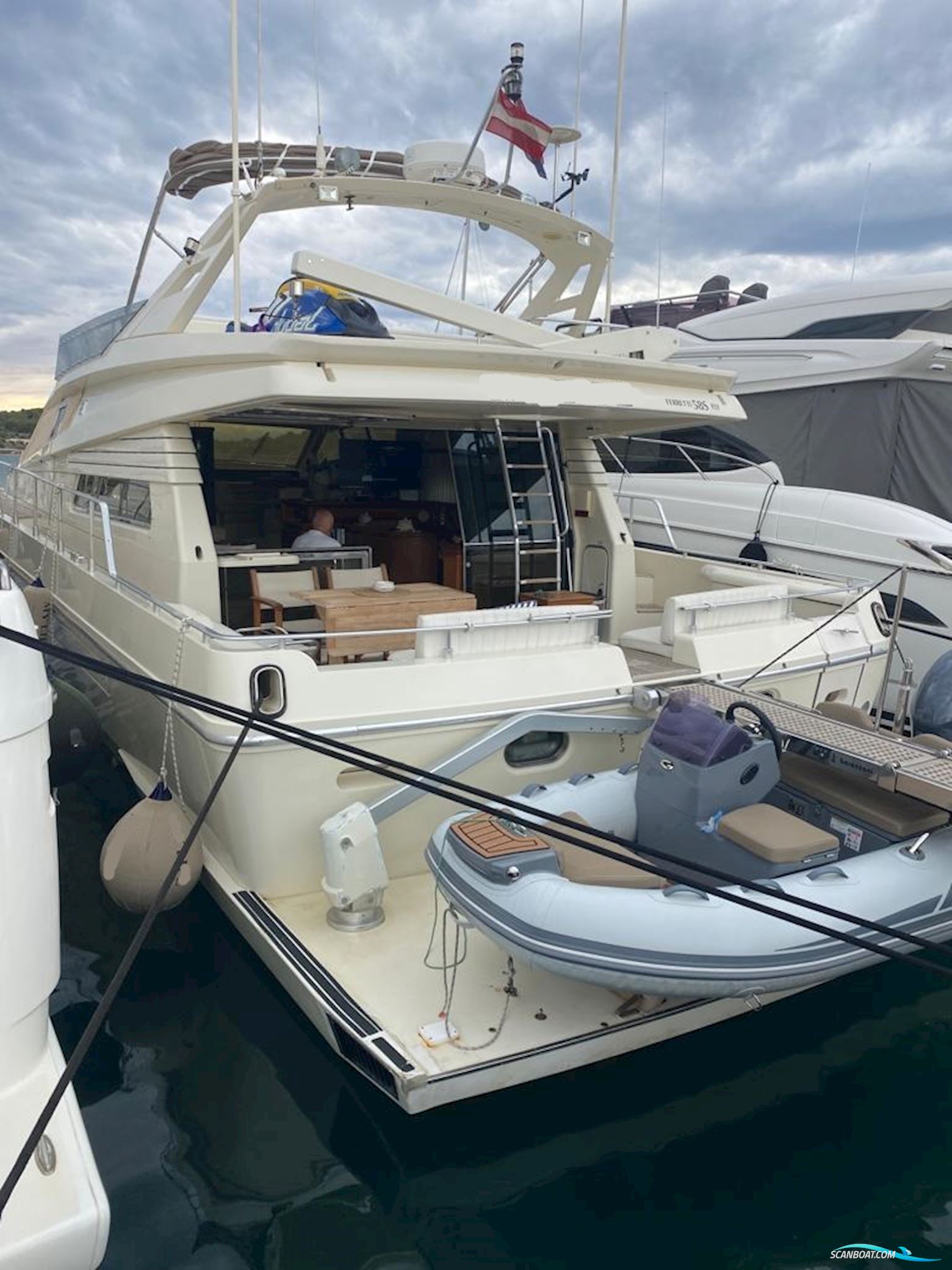 Ferretti 58S/185 Motorbåt 1994, med MTU motor, Kroatien