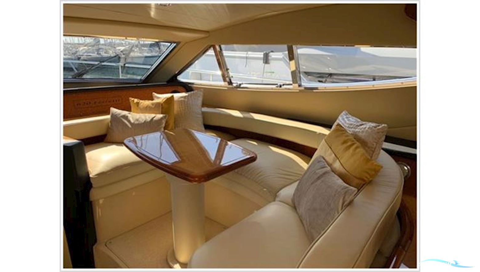 Ferretti 620 Fly