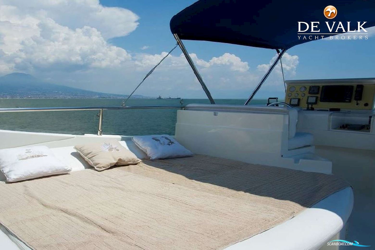 Ferretti 760