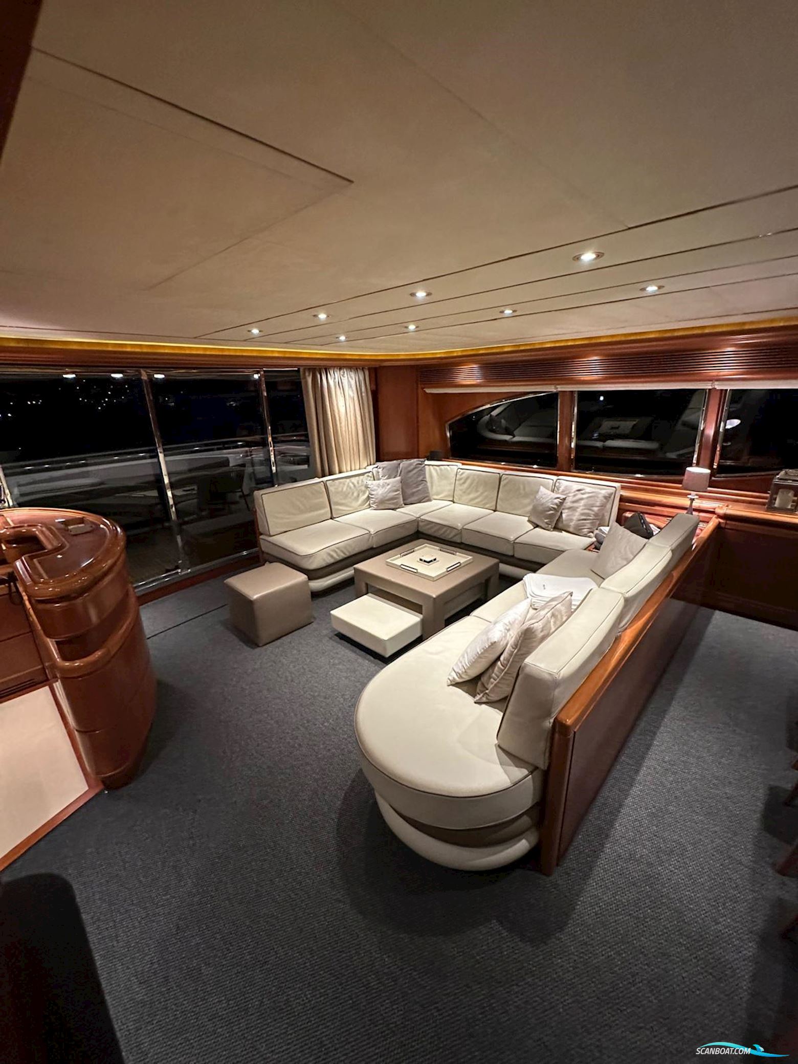 Ferretti Custom LINE 94