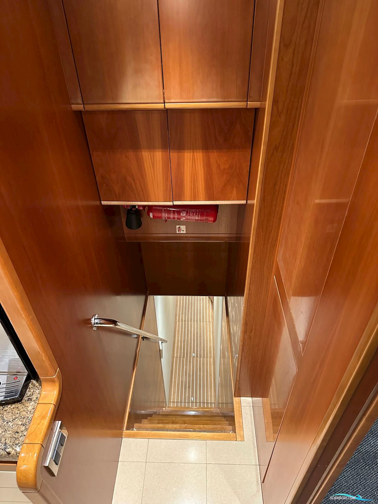 Ferretti Custom LINE 94