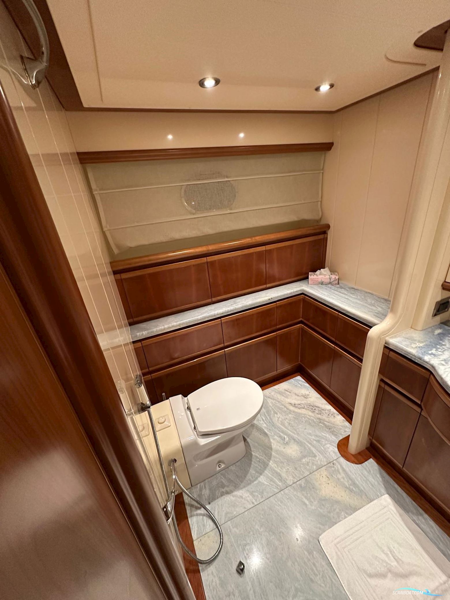 Ferretti Custom LINE 94