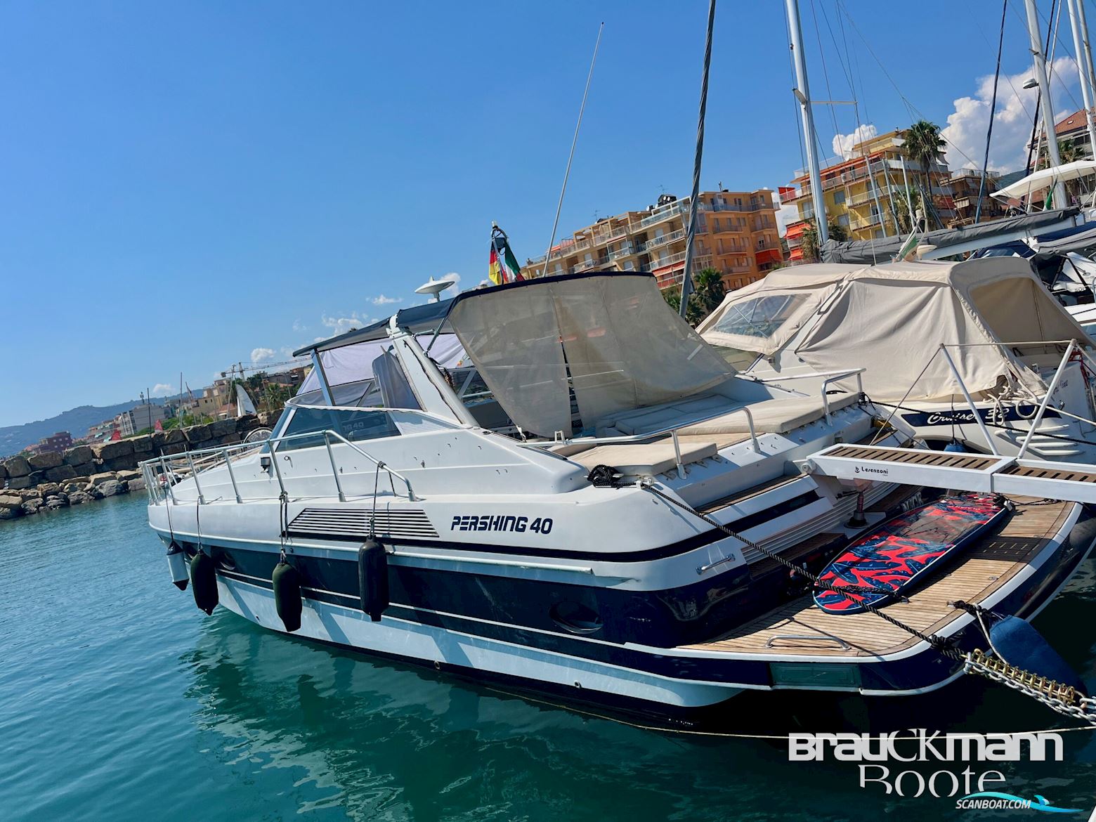 Ferretti Pershing 40