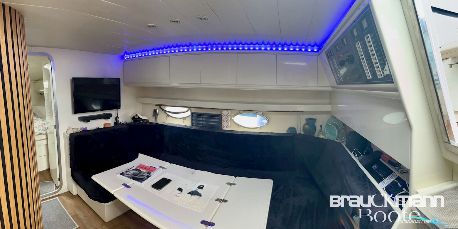 Ferretti Pershing 40
