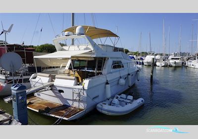 Ferretti Yachts ALTURA 52 Motorbåt 1987, med Caterpillar 3126 motor, Italien