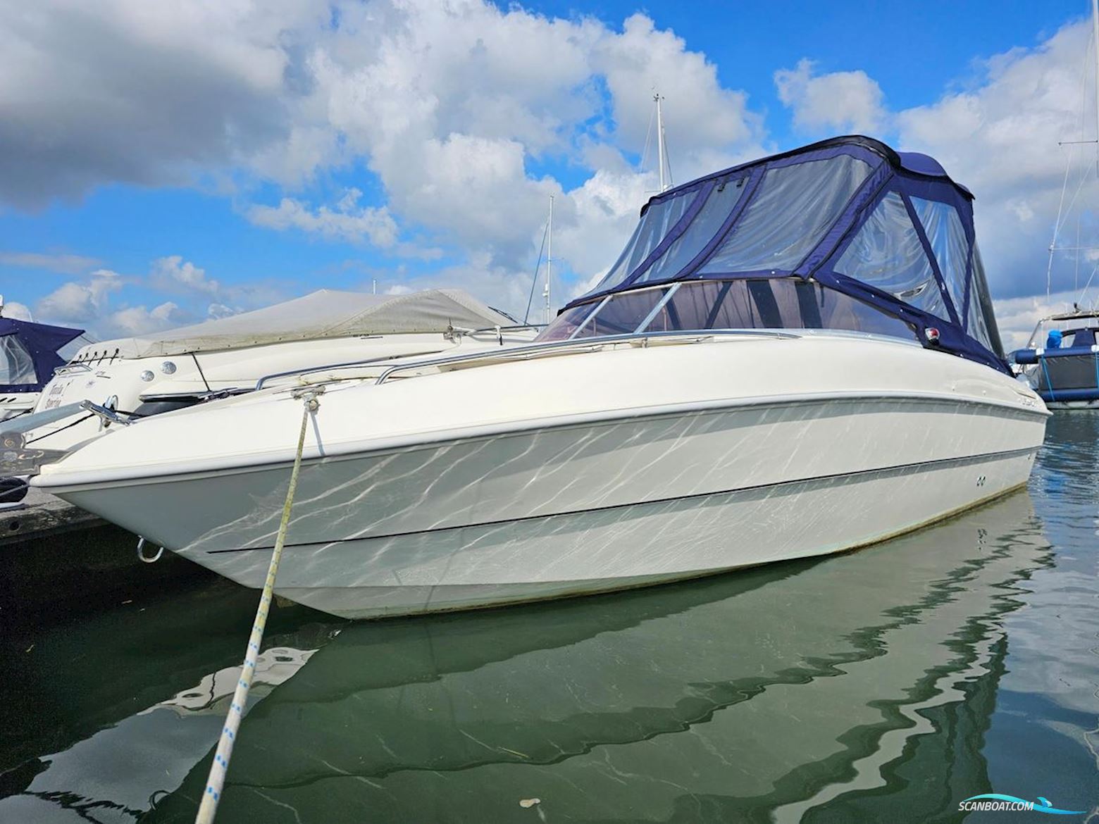 Fiart Mare 23 Motorbåt 2002, med Volvo Penta 4.3 GXi/C motor, England