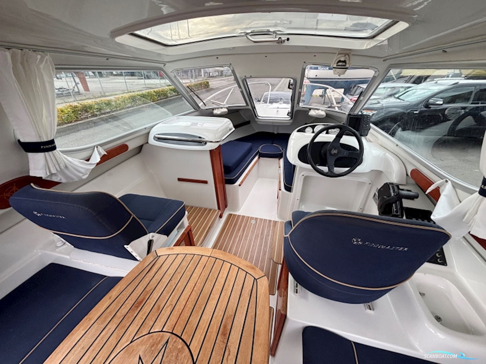 Finnmaster 6100 Royal OC