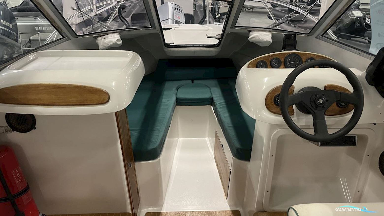 FINNMASTER 6100 ROYAL