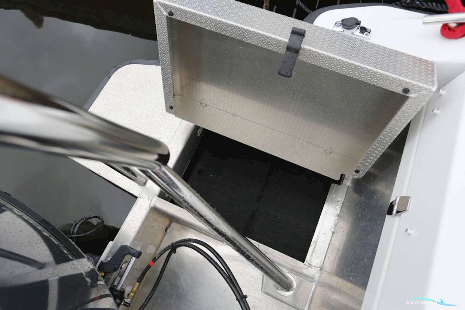 Finnmaster Husky R7 - Yamaha 150 HK/Udstyr