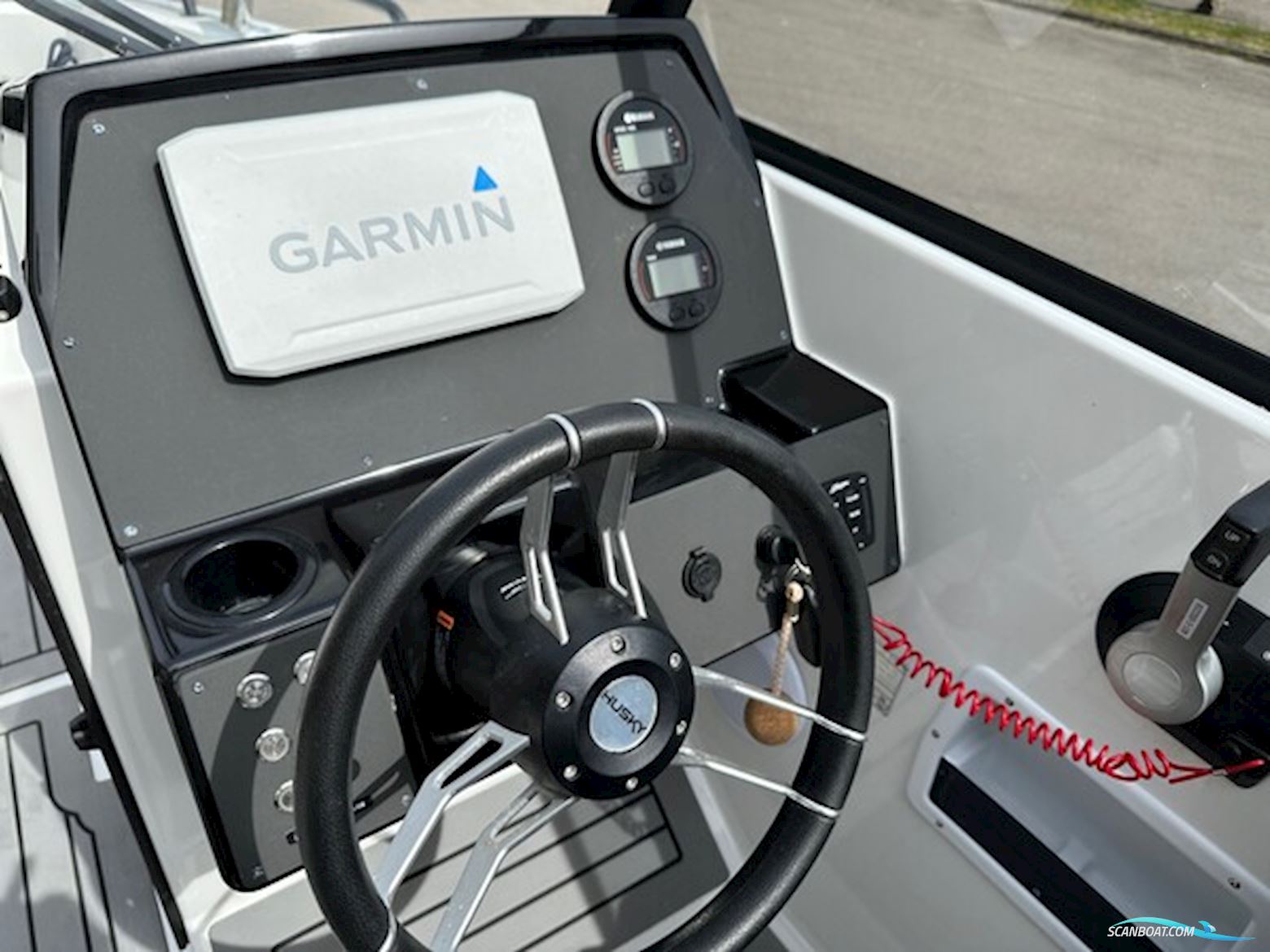 Finnmaster Husky R7 – Kvalitetsaluminium og 200 HK power