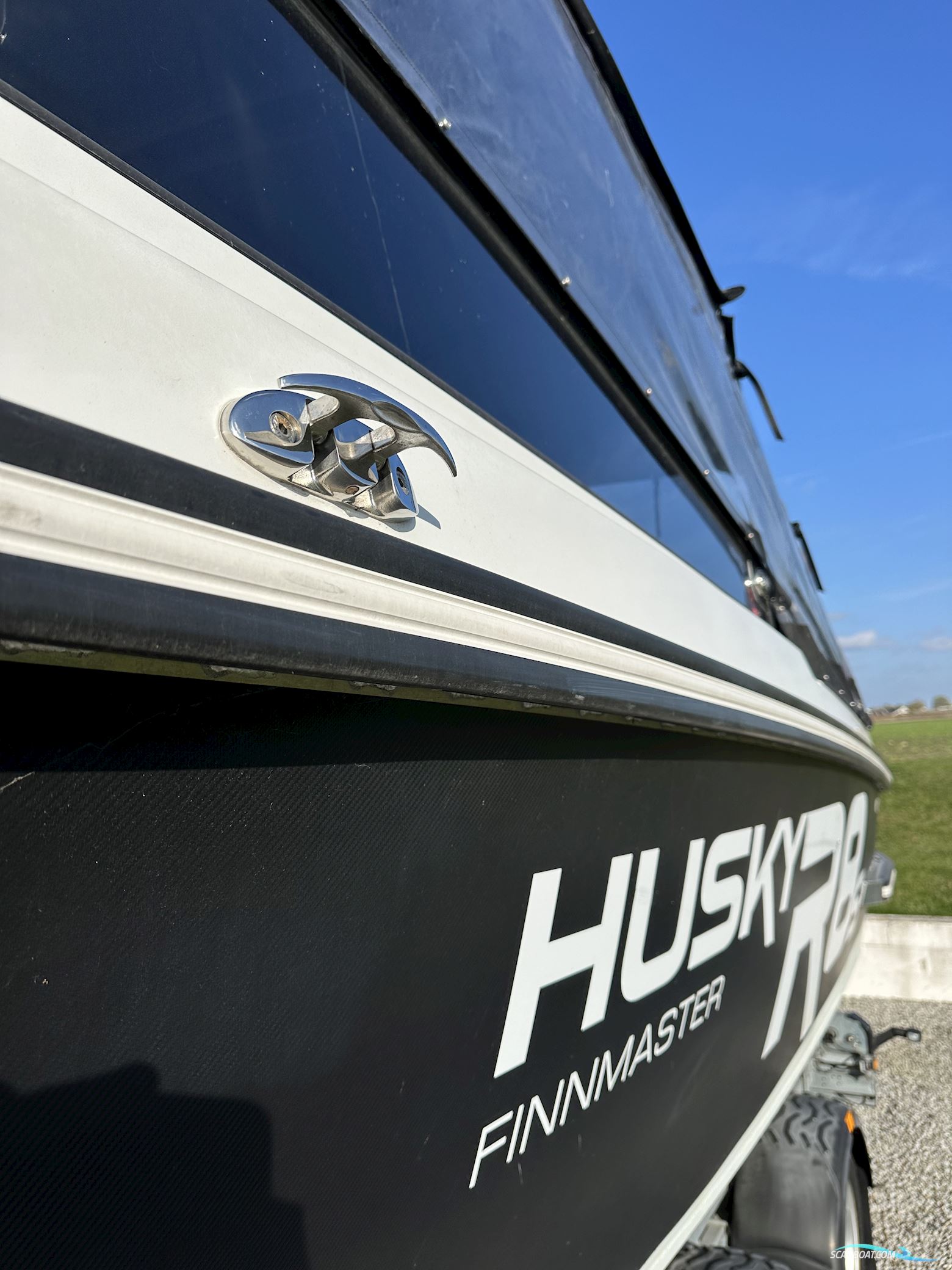 FINNMASTER Husky R8 S