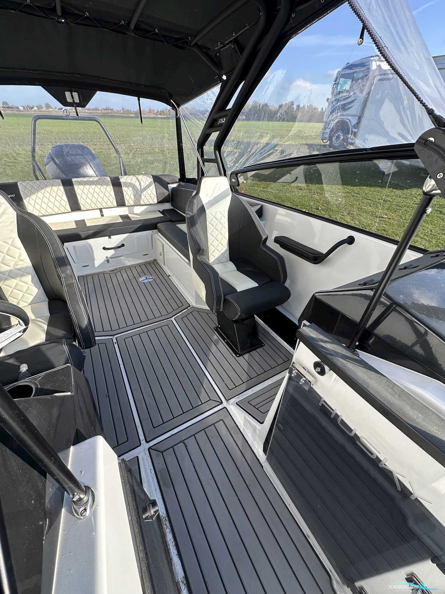 FINNMASTER Husky R8 S