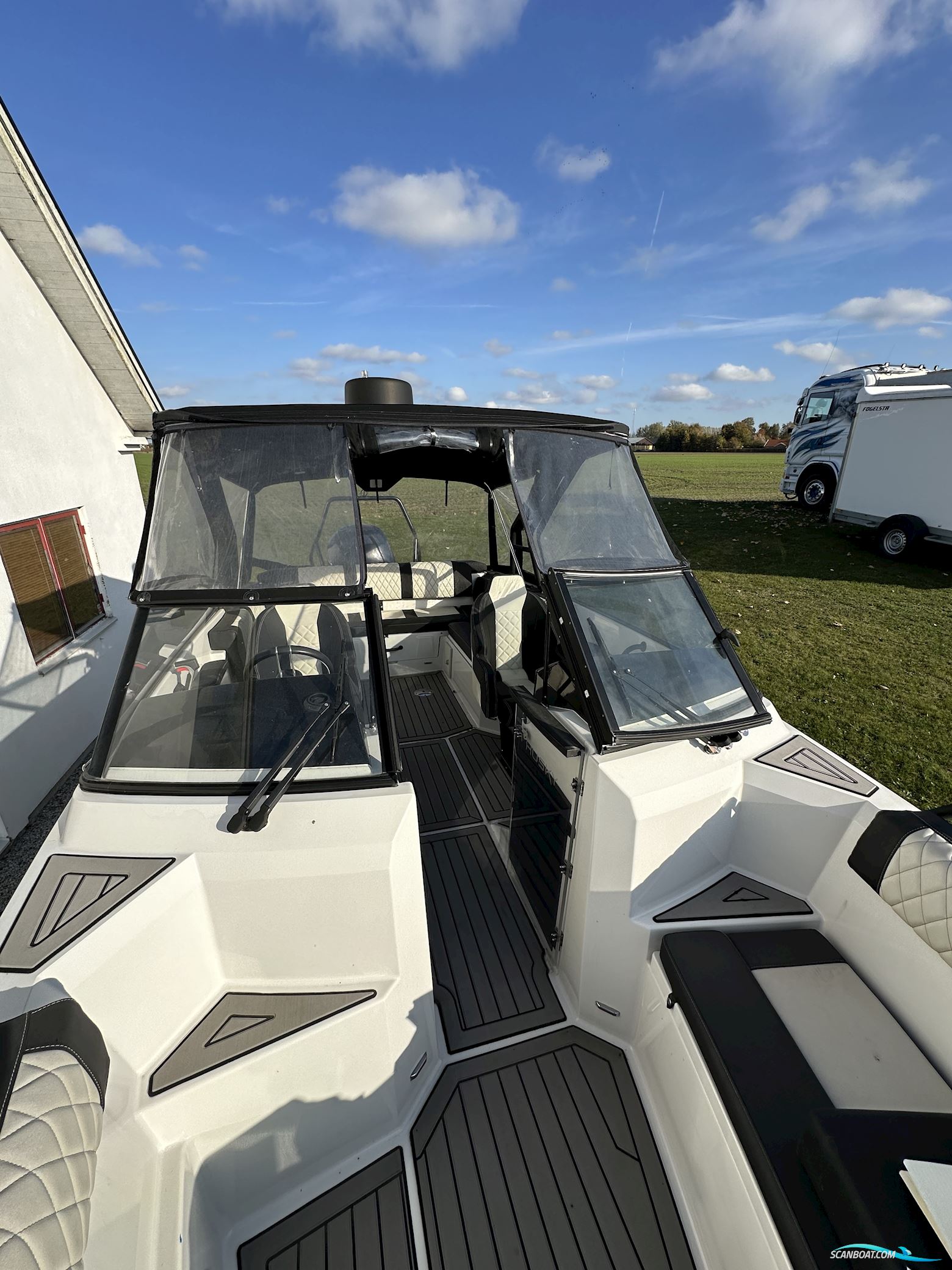 FINNMASTER Husky R8 S