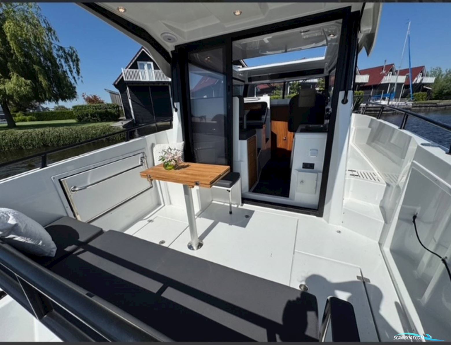 Finnmaster Pilot 8 - 2 X F200 Yamaha/Udstyr