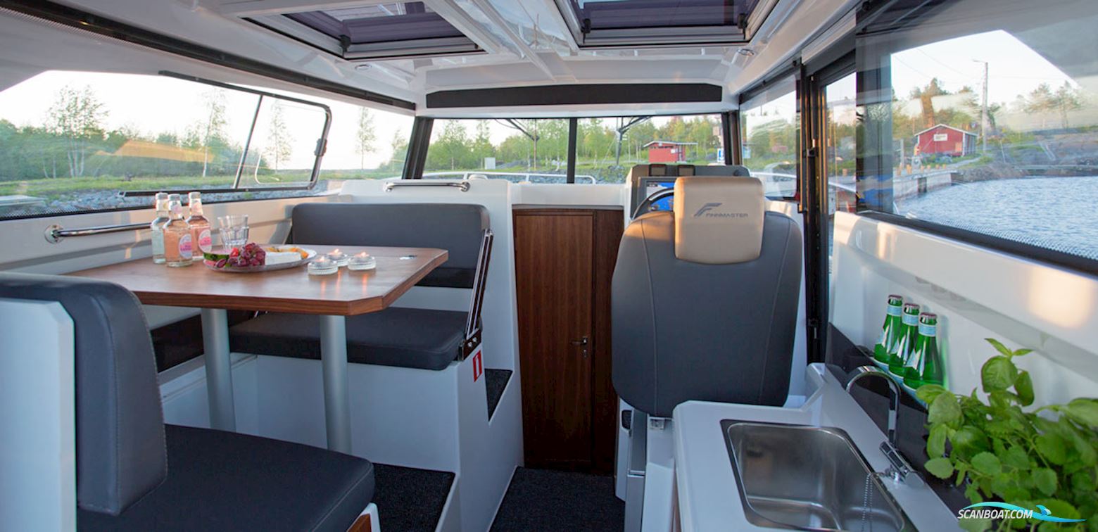 Finnmaster Pilot 8 - Yamaha 2x150 HK/Udstyr