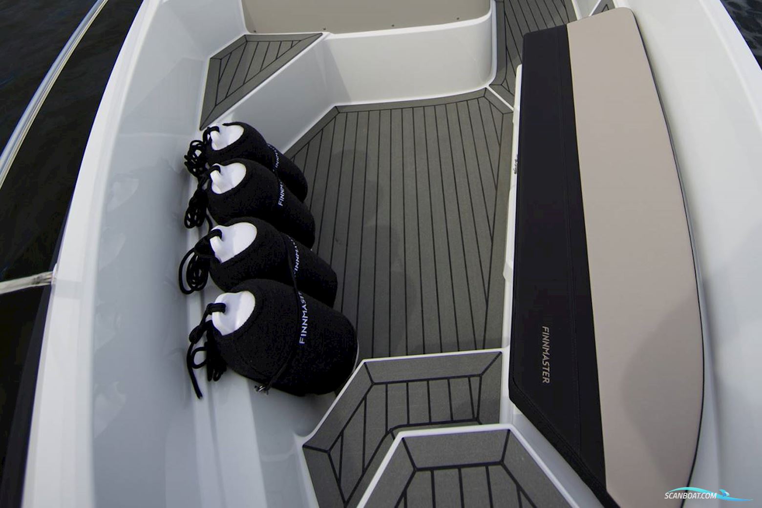 Finnmaster S5/Udstyr