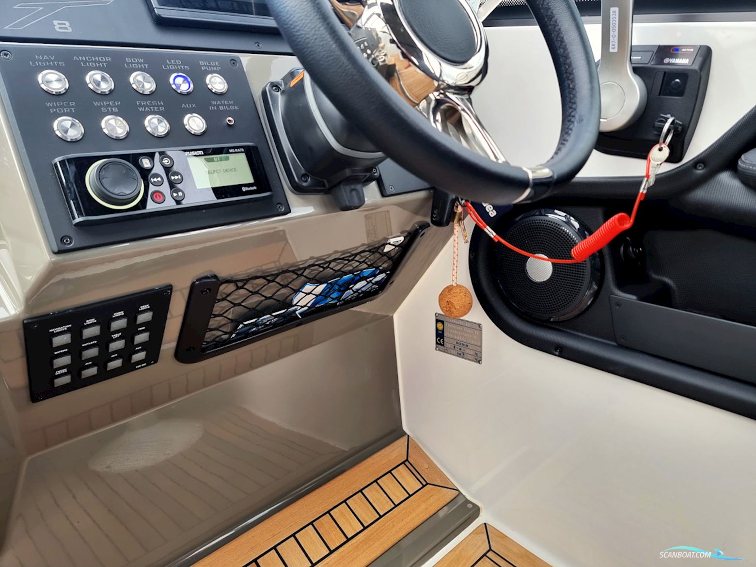 Finnmaster T8 Yamaha F300 XSB2 2022