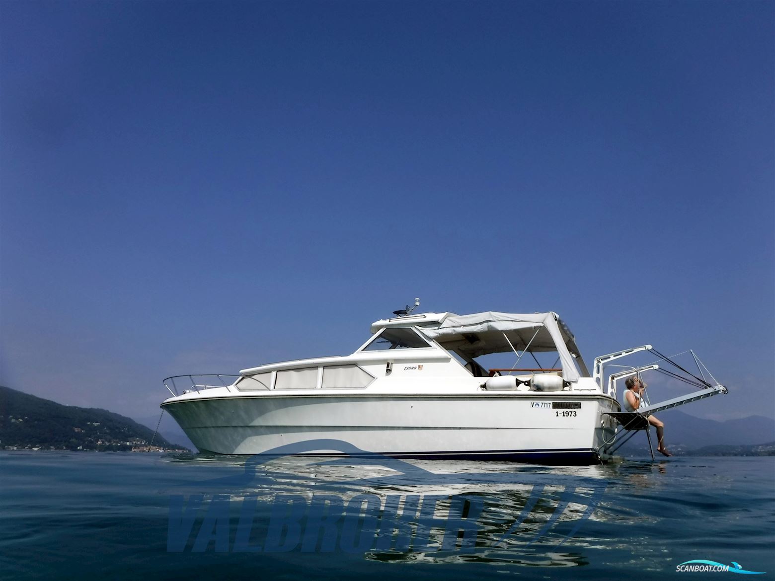 Fjord 32 Cabin