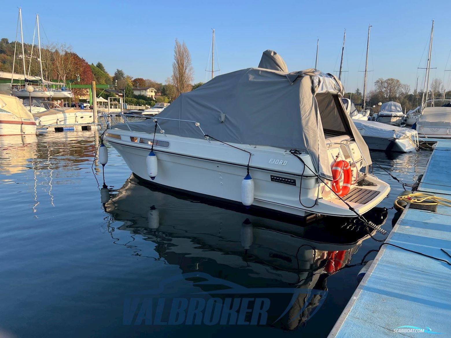 Fjord DOLPHIN 775 Motorbåt 1990, med Volvo Penta 251 A/SP motor, Italien