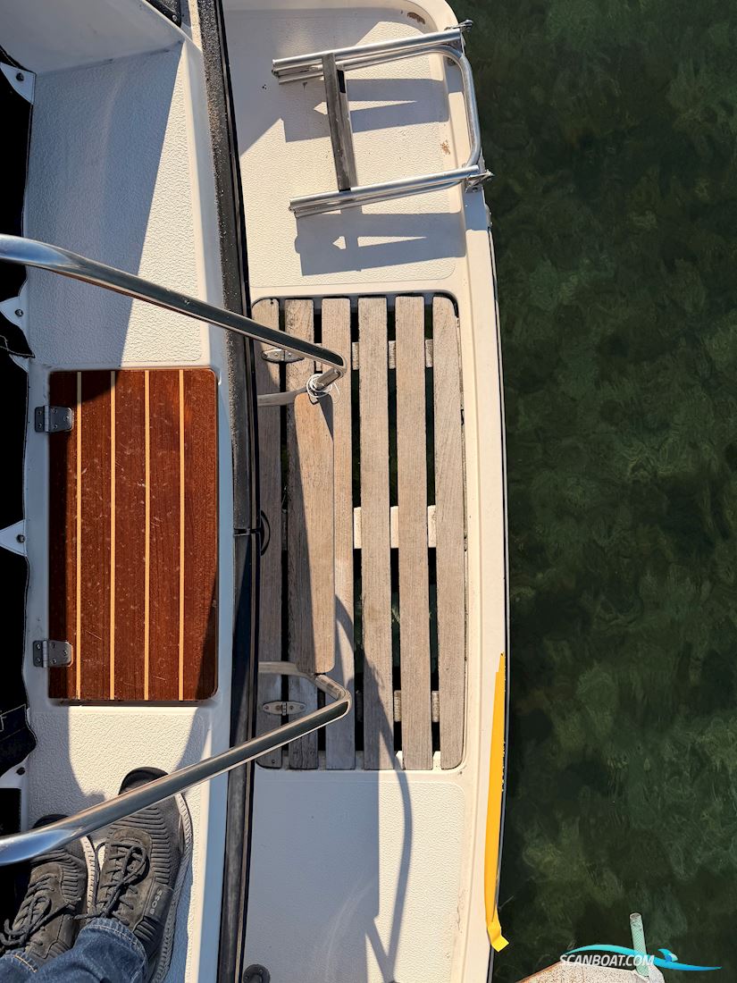 Fjord Dolphin 900