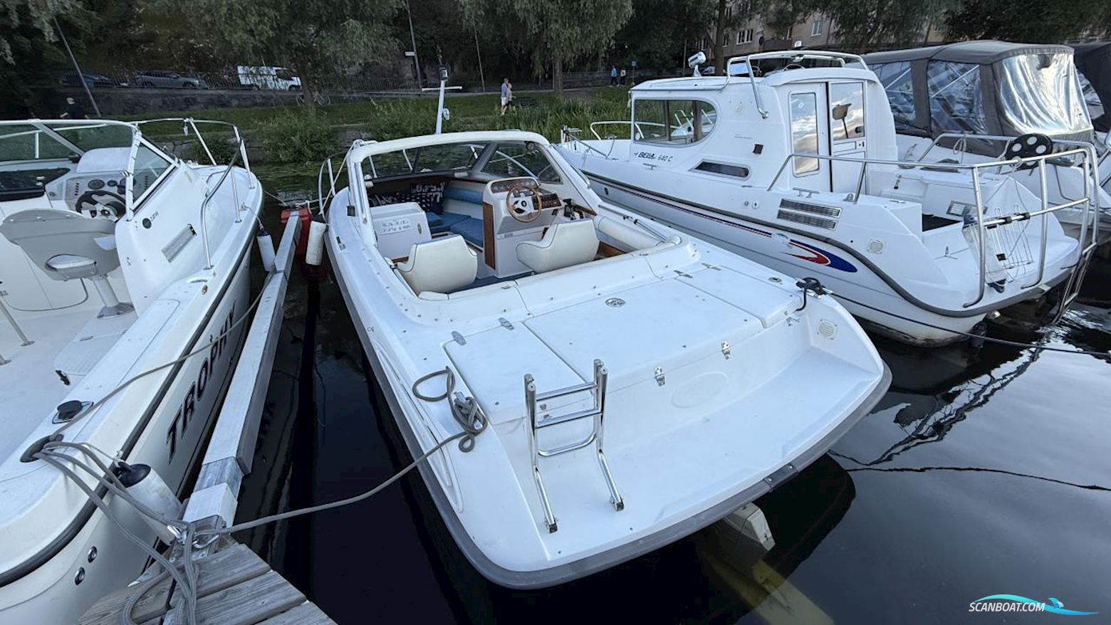 Flipper 666 HT Motorbåt 1996, med Volvo Penta motor, Sverige
