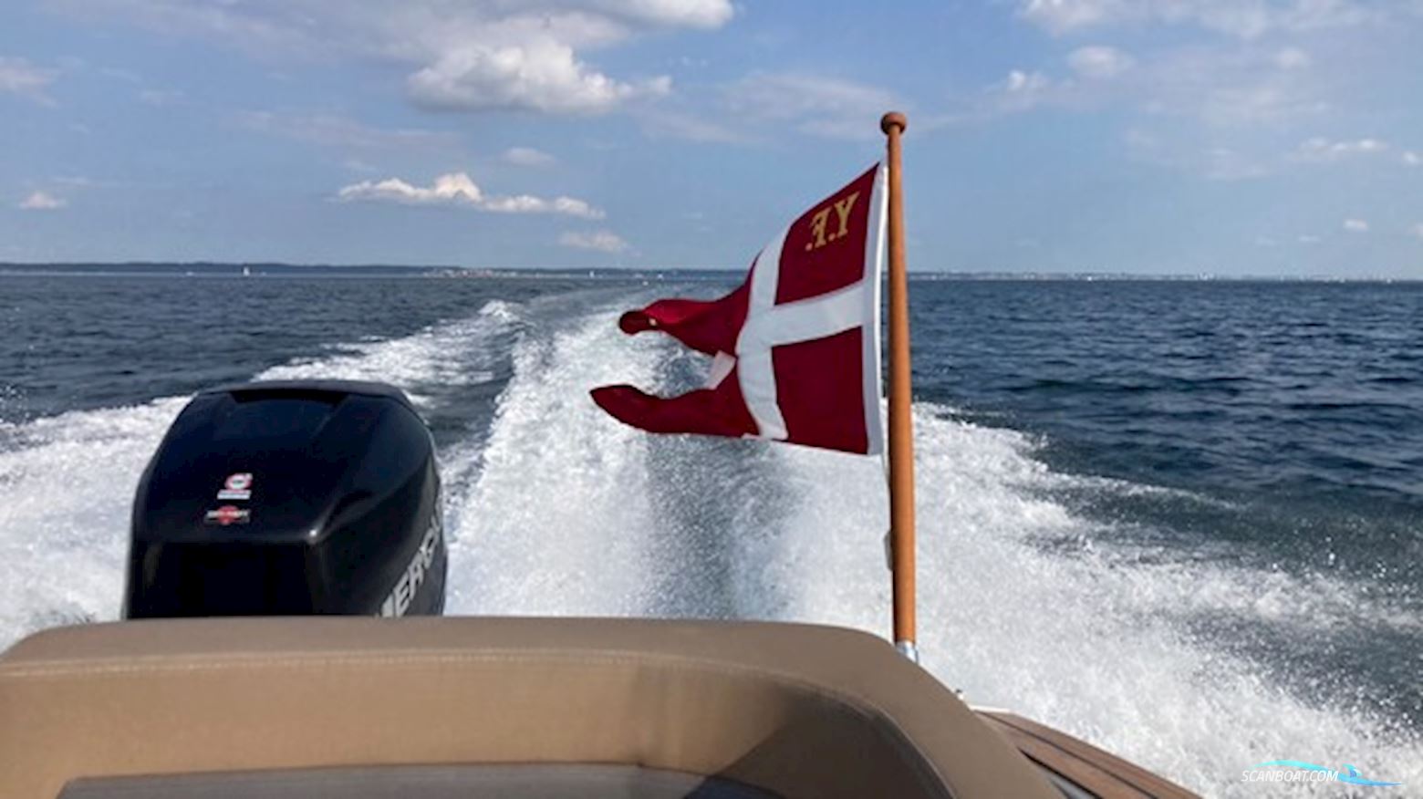Flipper 670 DC med Mercury 225 hk Verado