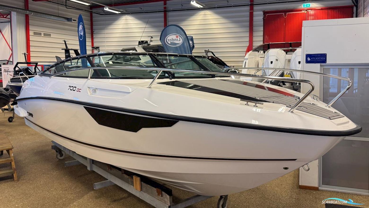 Flipper 700 DC Motorbåt 2024, med Mercury motor, Sverige