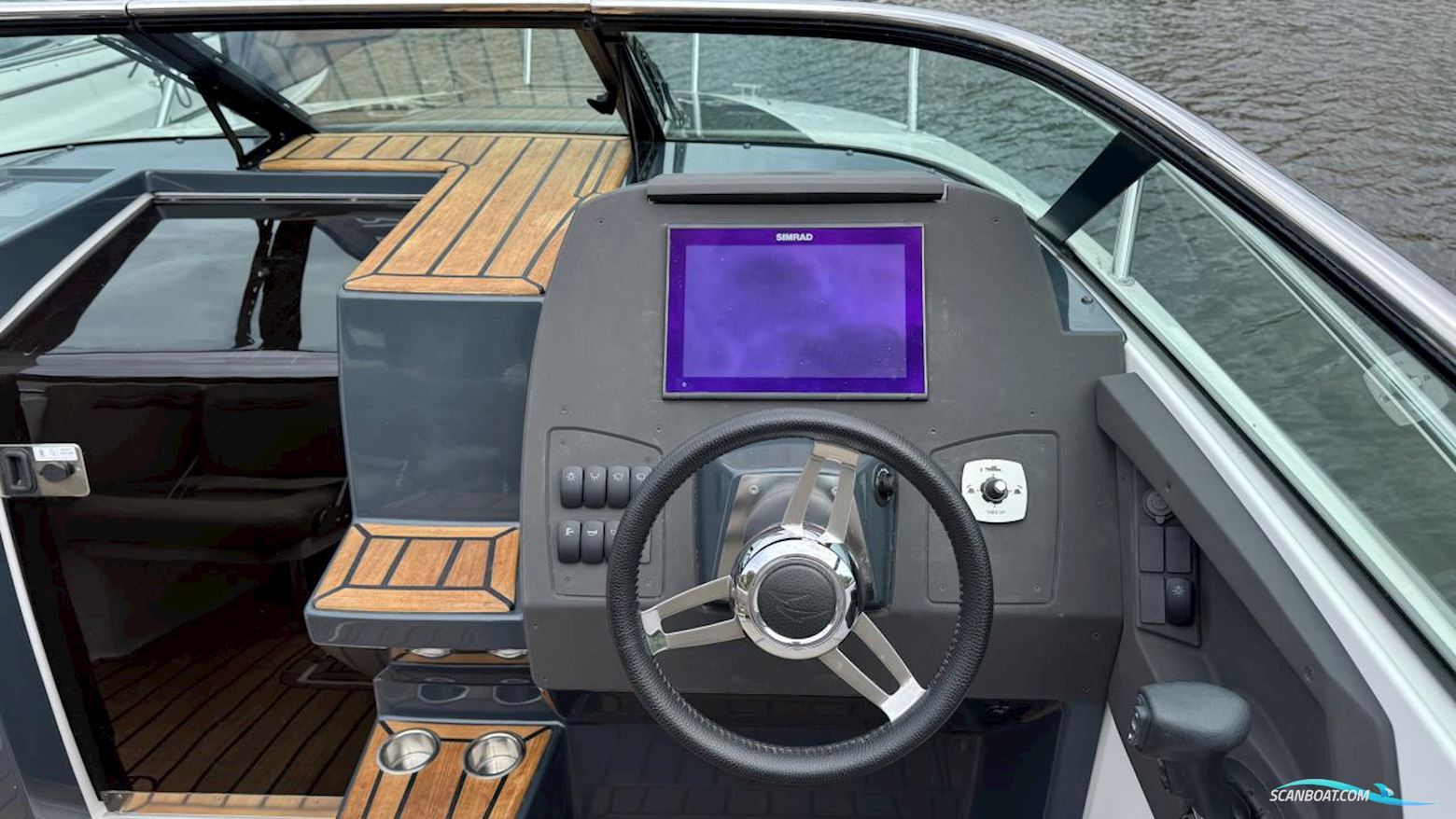 Flipper 700 DC